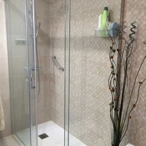 reforma-bano-logrono-vista-ducha